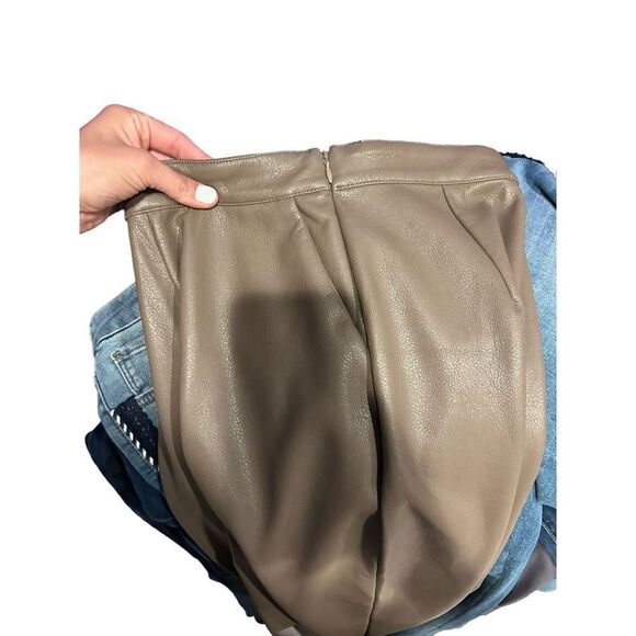 Sage the Label Tan Faux Vegan leather High-Rise Straight Leg Pants Size XS - Picture 9 of 16